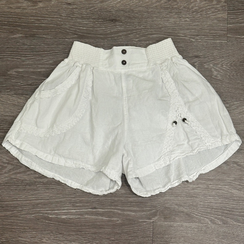 Giocam White Cotton Crochet Lace Boho Shorts Shirred Waist Wood Beads Pocket‎ XS